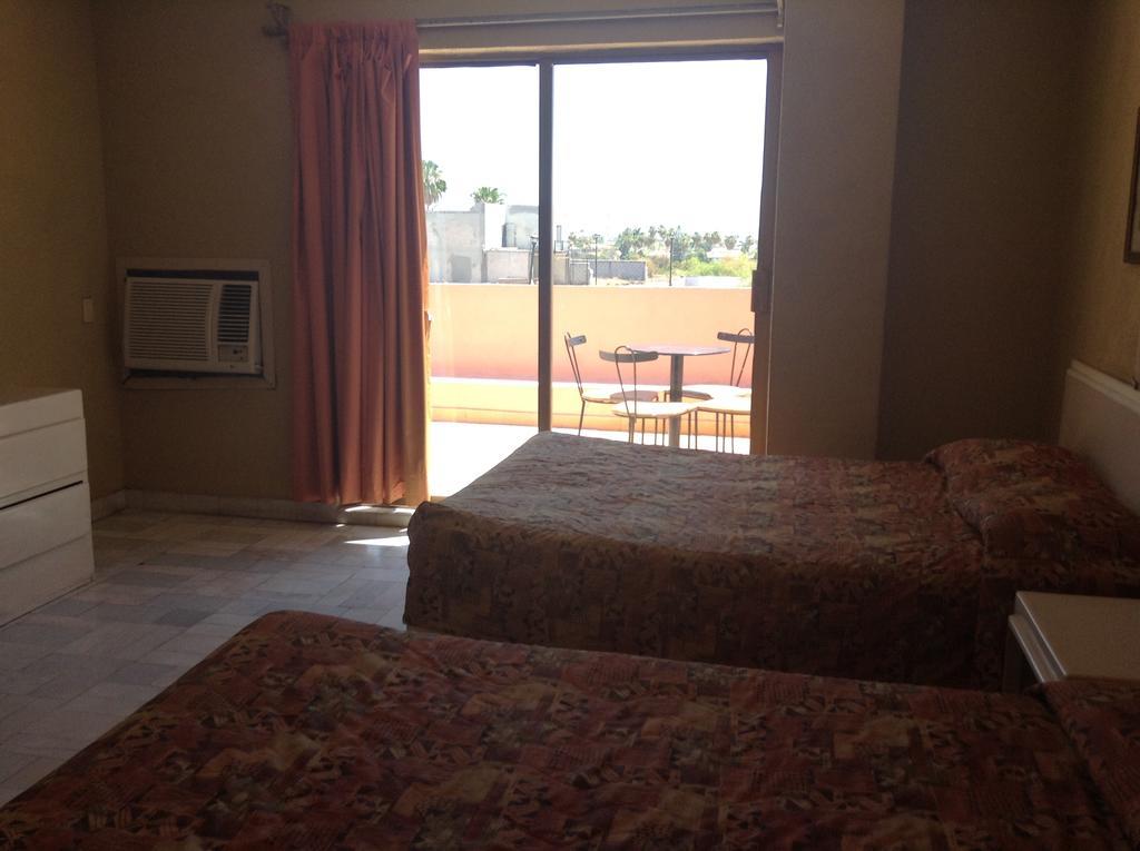 Los Jitos Hotel & Suites San Carlos Nuevo Guaymas Ruang foto
