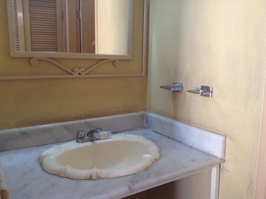 Los Jitos Hotel & Suites San Carlos Nuevo Guaymas Ruang foto